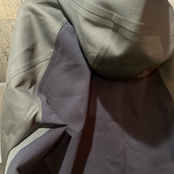 Men Full Zip - Lulemon Jacket - Picture 7 of 13